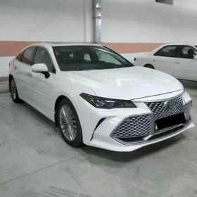 Toyota Avalon 2019