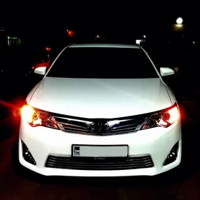Toyota Camry 2014