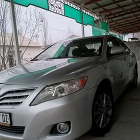 Toyota Camry 2011