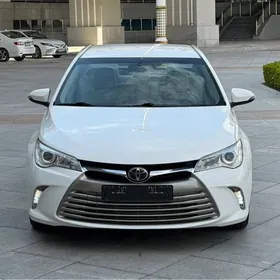 Toyota Camry 2017