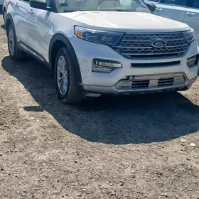 Ford Explorer 2023