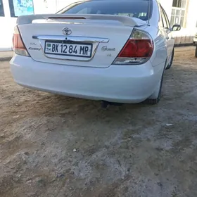 Toyota Camry 2004