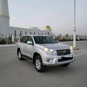 Toyota Land Cruiser Prado 2012