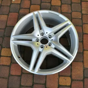 MERCEDES R 19 /// AMG