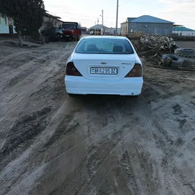 Chevrolet Epica 2006