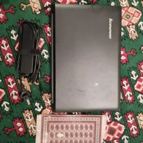 Lenovo noutbuk.