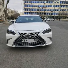 Lexus ES 350 2022