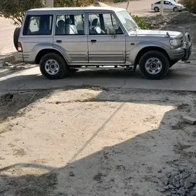 Hyundai Galloper 2001