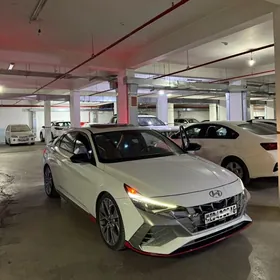 Hyundai Elantra 2022