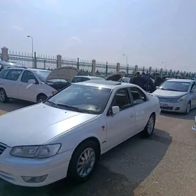 Toyota Camry 1998