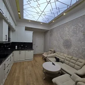 элитка по Подвойской 4комн 5эт