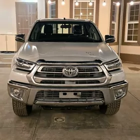 Toyota Hilux 2025