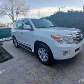 Toyota Land Cruiser 2010