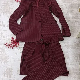 костюм женский