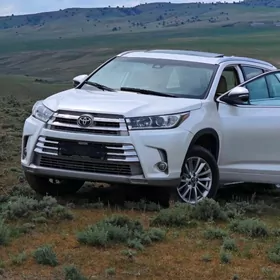 Toyota Highlander 2018