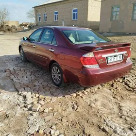 Toyota Camry 2004