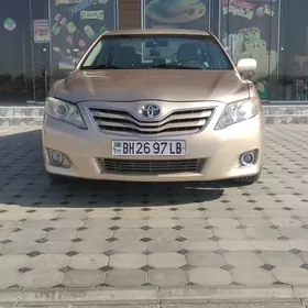 Toyota Camry 2011