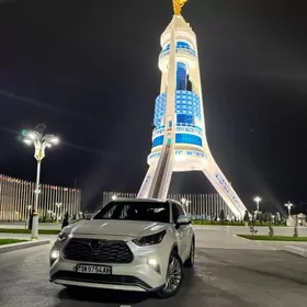 Toyota Highlander 2020