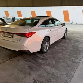 Toyota Avalon 2019