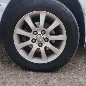 Leksus es diska 16 morda