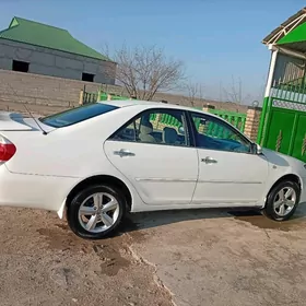 Toyota Camry 2005