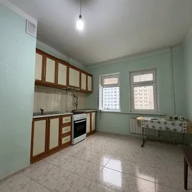 Mir 7/1  5 etazy 3 komnat