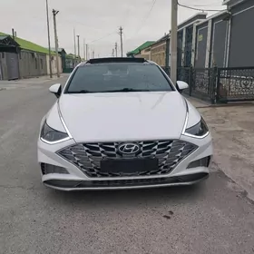 Hyundai Sonata 2021