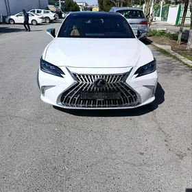 Lexus ES 350 2019