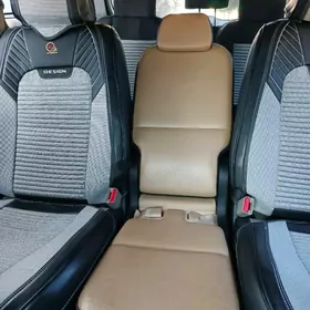 kia sedona ucin ortadaky oturg