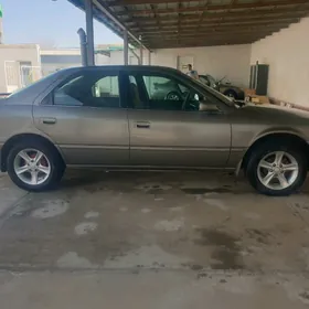 Toyota Camry 1999