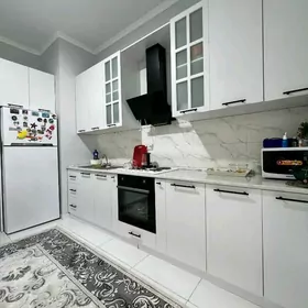 Gurtly koneşna yakyn