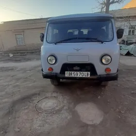 UAZ 452 2008