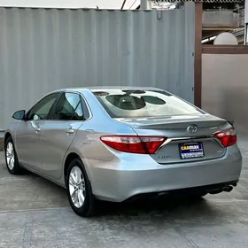 Toyota Camry 2015