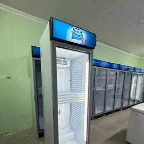 witrina holodilnik Ugur haladi