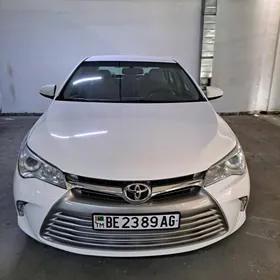 Toyota Camry 2017