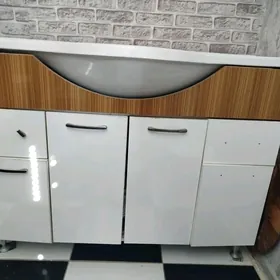 раковина стумбочкой