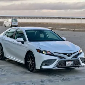 Toyota Camry 2023