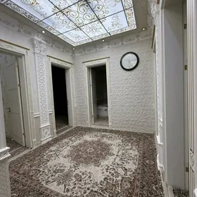 14 этап 3этаж 5ком 250м²