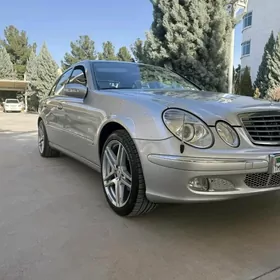 Mercedes-Benz E320 2003
