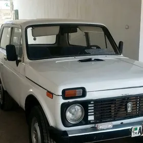 Lada Niva 1985
