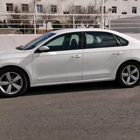 Volkswagen Passat 2011
