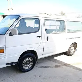 Toyota Hiace 2002