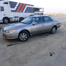 Toyota Camry 2000