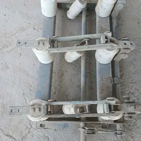 РАЗЬЕДИНИТЕЛЬ