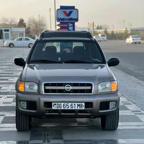 Nissan Pathfinder 2002