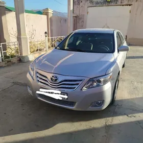 Toyota Camry 2011