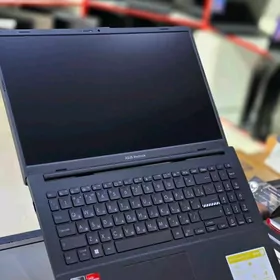 ASUS RYZEN5/16GB/512SSD