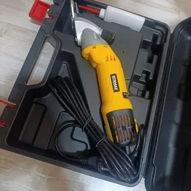 gaýçy goýun gyrkylýan / ножниц