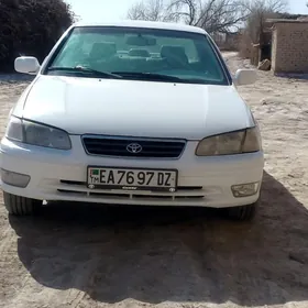 Toyota Camry 1997