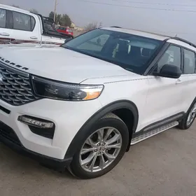 Ford Explorer 2021